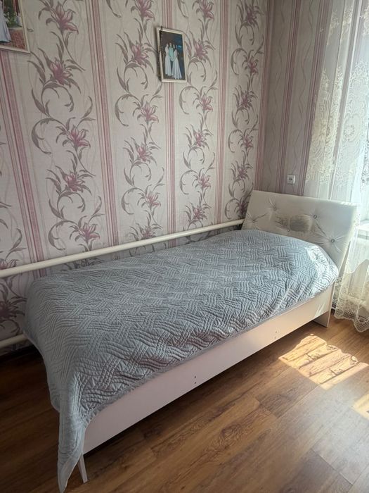 Продам кровать 200*100