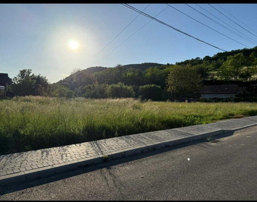 Teren intravilan de vanzare 1373mp Viile Dejului str Somcutului