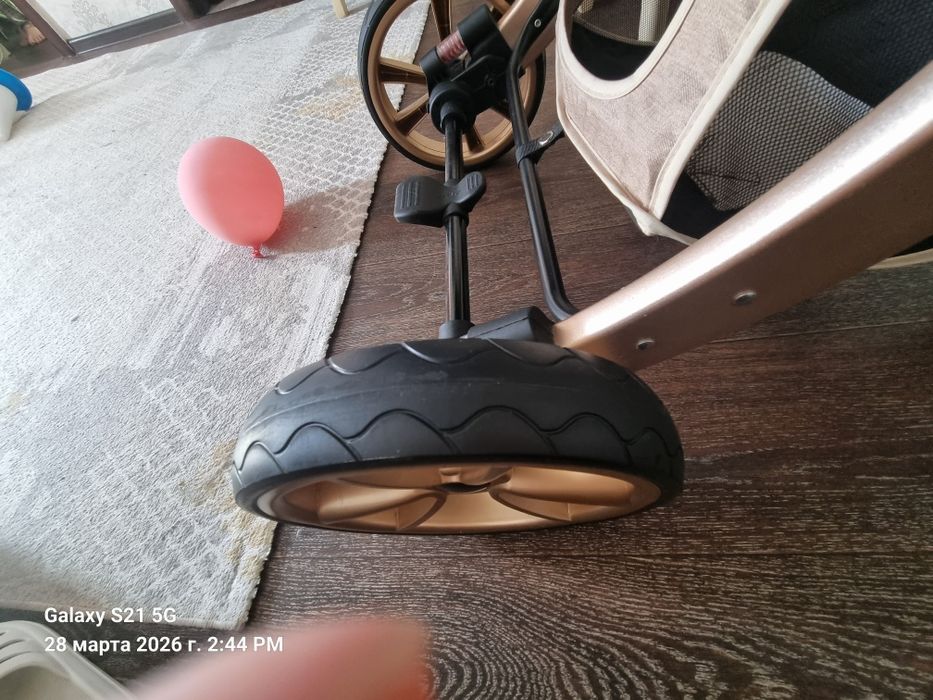 Продается  Детская Коляска