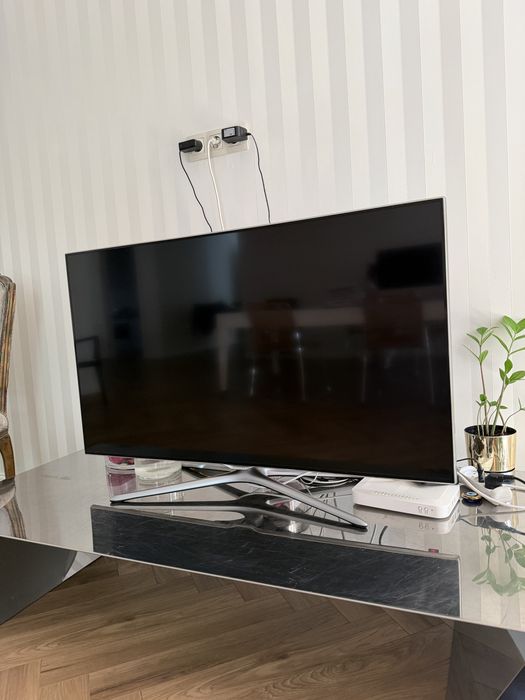 Телевизор Самсунг Smart TV
