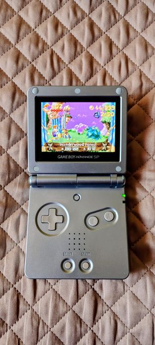 Pikachu + Gameboy sp nou