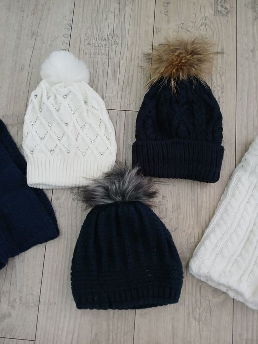 Шапки  и  шалове