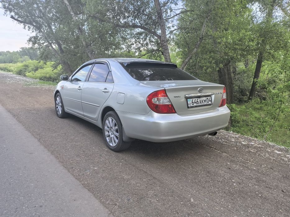 Тойота Камри продам