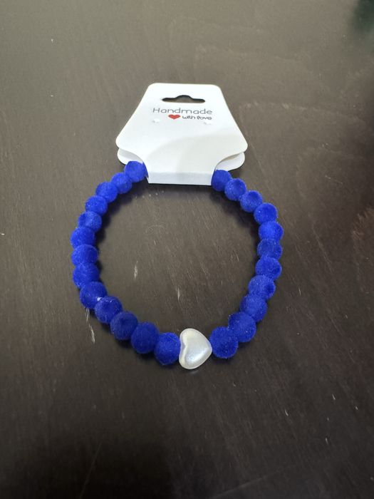 Ръчно изработени гривни