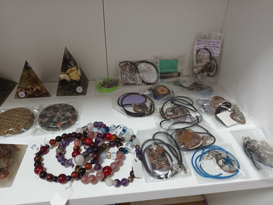 Оргонити, медальони ,гривни ,пирамиди