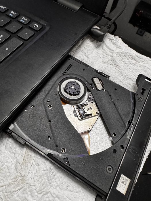 Vând laptop Acer Aspire E5-774G