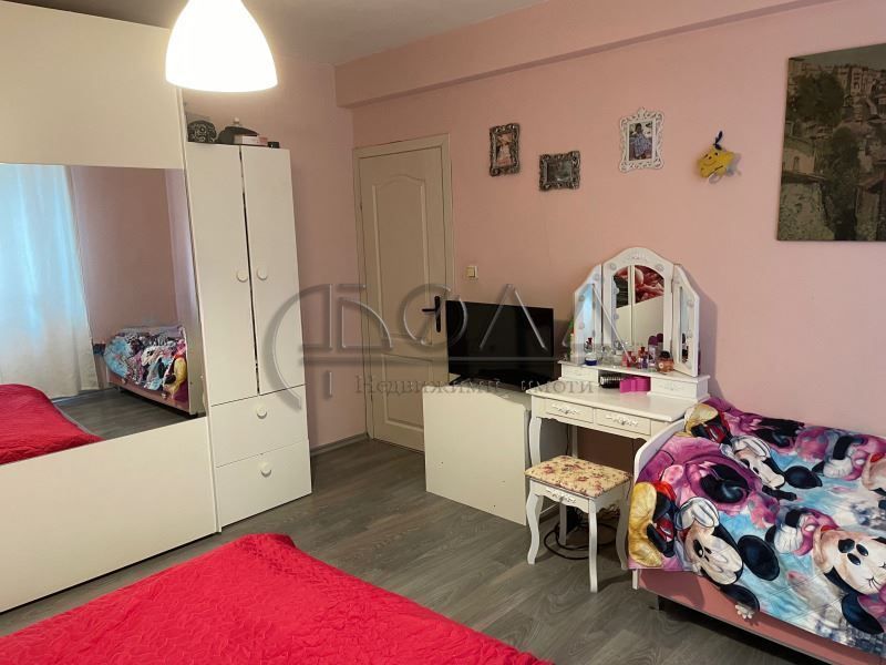 Продава се Тристаен апартамент в София, Сухата река - 126 кв.м за 1707 €/кв.м - Снимка #4