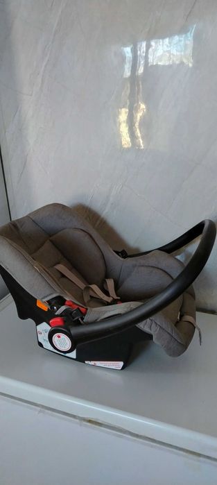 Коляска детская с автолюлькой