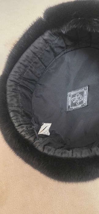 Продам шапку норковую