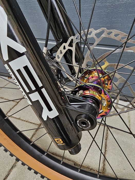 Bicicleta Downhill NS Fuzz L nouă