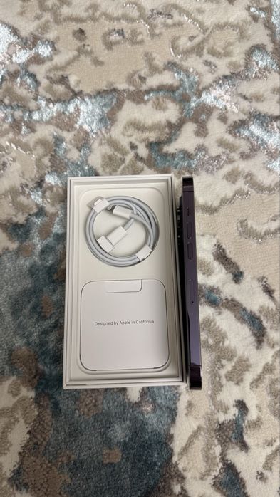 Iphone 14 pro, в хорошем состоянии