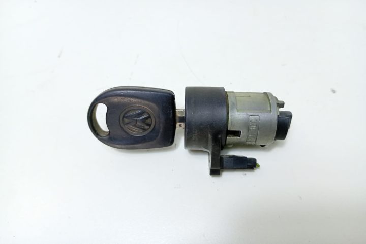 Contact cu cheie Volkswagen VW Bora prima generatie seria