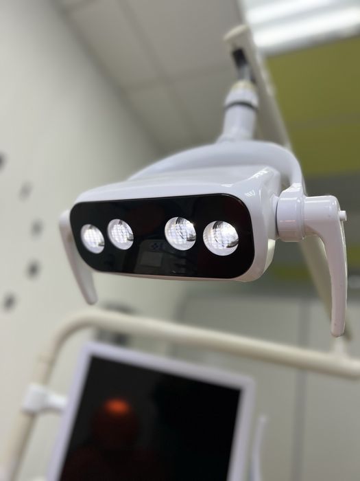 Стоматологическое кресло