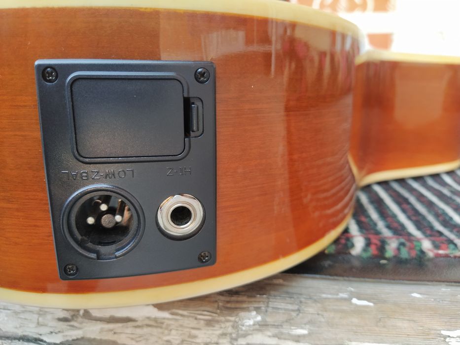 Gitara sotiladi neylon