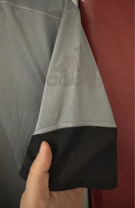 77 Tricou Running Adidas