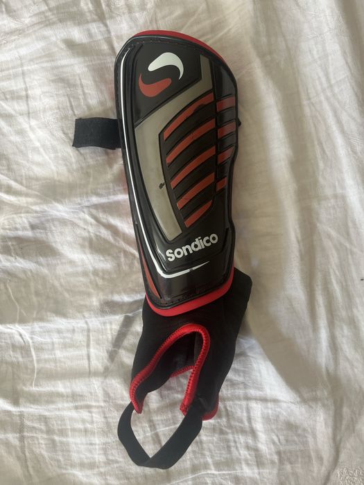 Чисто нови кори за Футбол