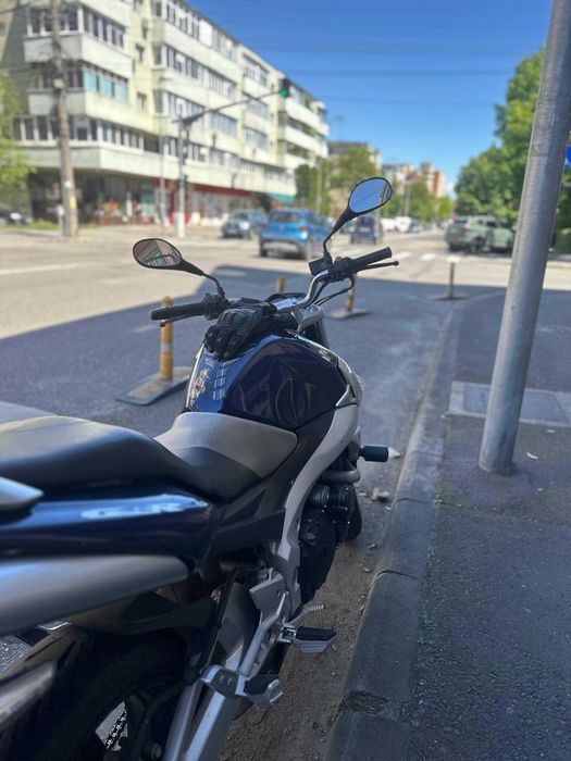 Suzuki GSR-600, 2007