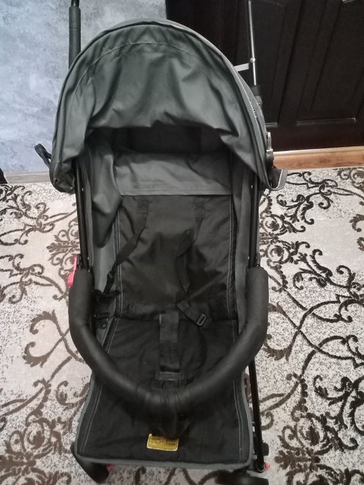 Отдам коляску бесплатно