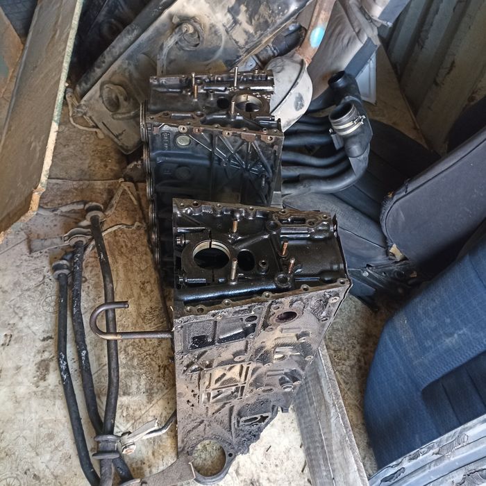 БЛОК И Коленвал МЕРС 124 М104