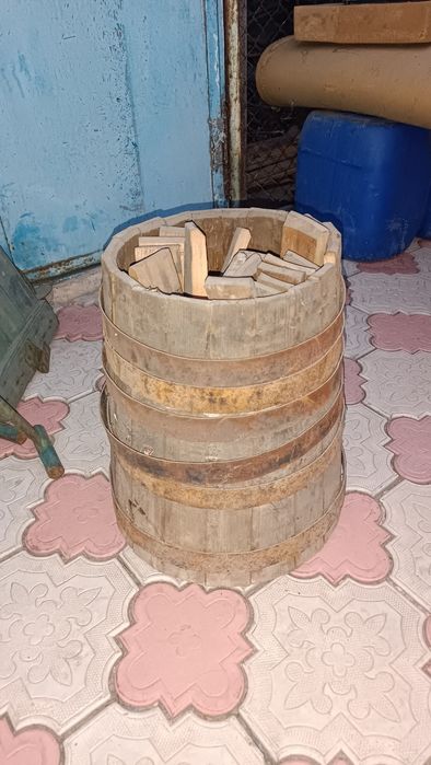Продам 2 деревянных бочек