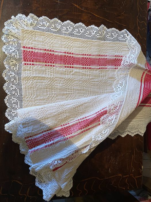 Fata de masa si Stergare vechi