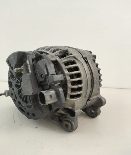 Alternator 1.9 tdi  038903023L Seat Leon prima generatie 1M seria
