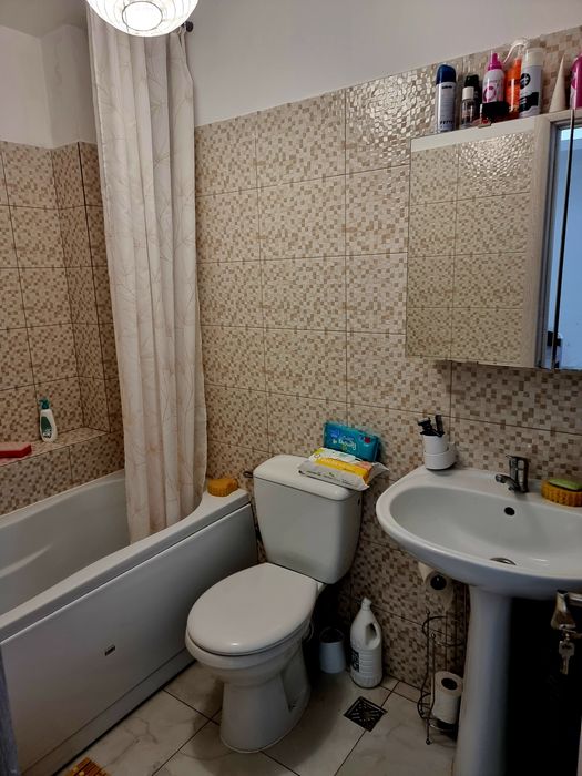 Proprietar vand Apartament 2 camere semidecomandat Promenada Craiova