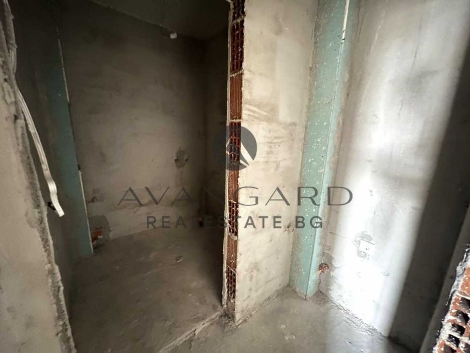 Продава се Тристаен апартамент в Пловдив, Тракия - 105 кв.м за 744 €/кв.м - Снимка #6