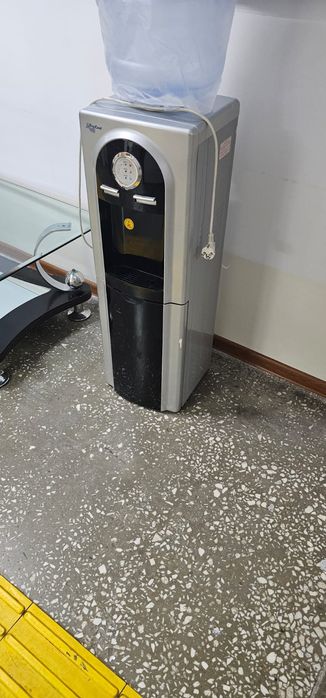 Диспенсеры для воды,кулеры для воды