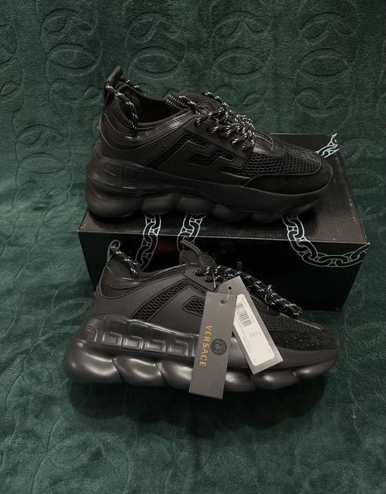Adidasi versace chain reaction triple black