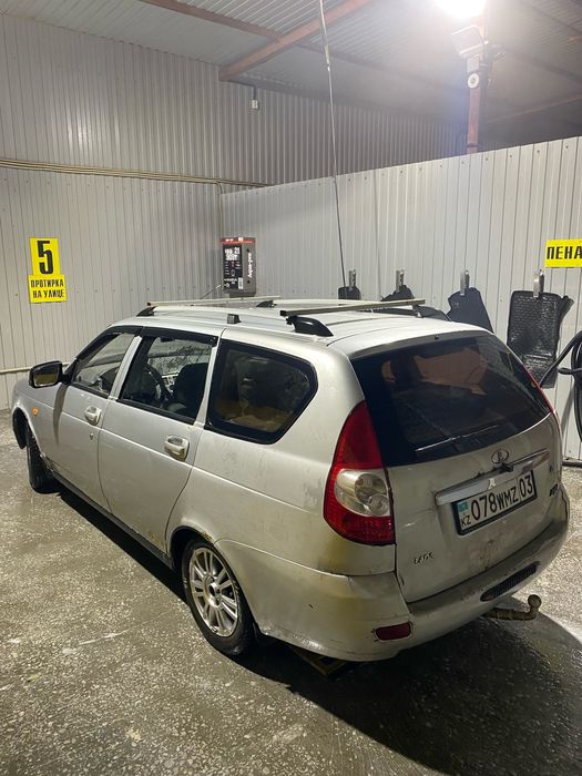 Lada priora универсал 2171