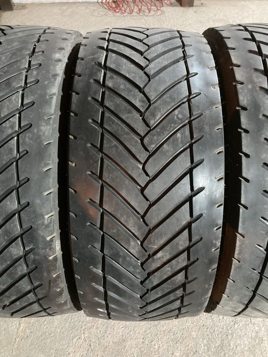 Диференциални Гуми за камион 315-45-22.5