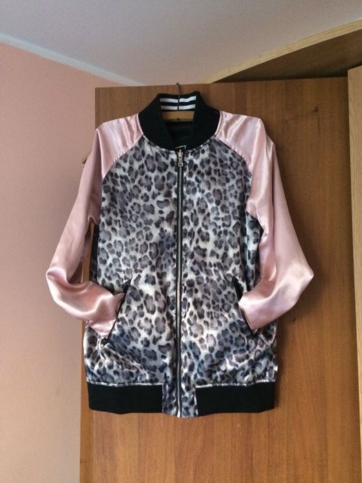 Geaca dama, doua fete