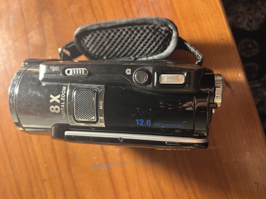 цифровая видеокамера sony