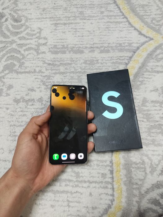 Samsung S22 5G 256/8gb срочно!