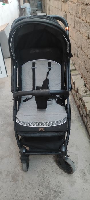 Продам детскую коляску