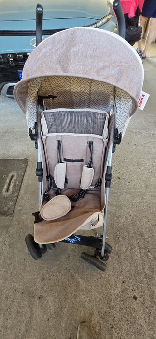 Vând 2 cărucioare copii