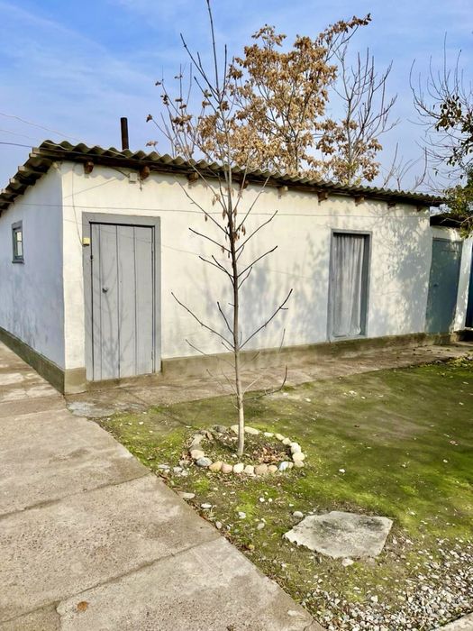 Дом продается с мебелью в центре