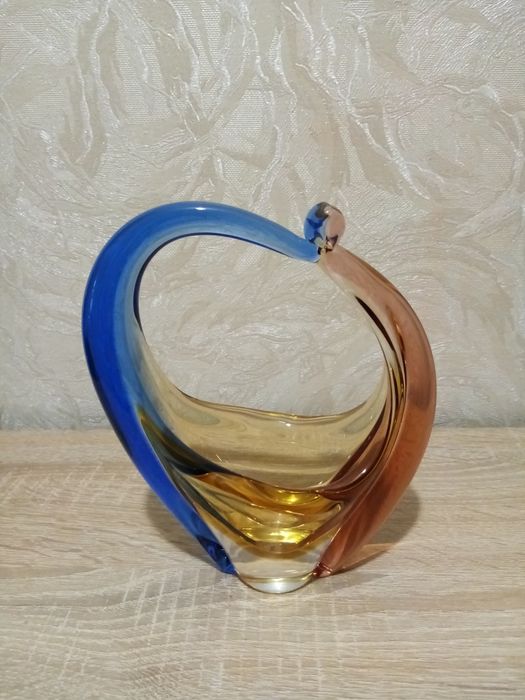 Редкая ваза!! Чешское стекло!!