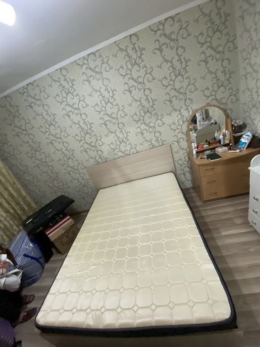 Срочно продам  кровать (1,6 полуторка)!