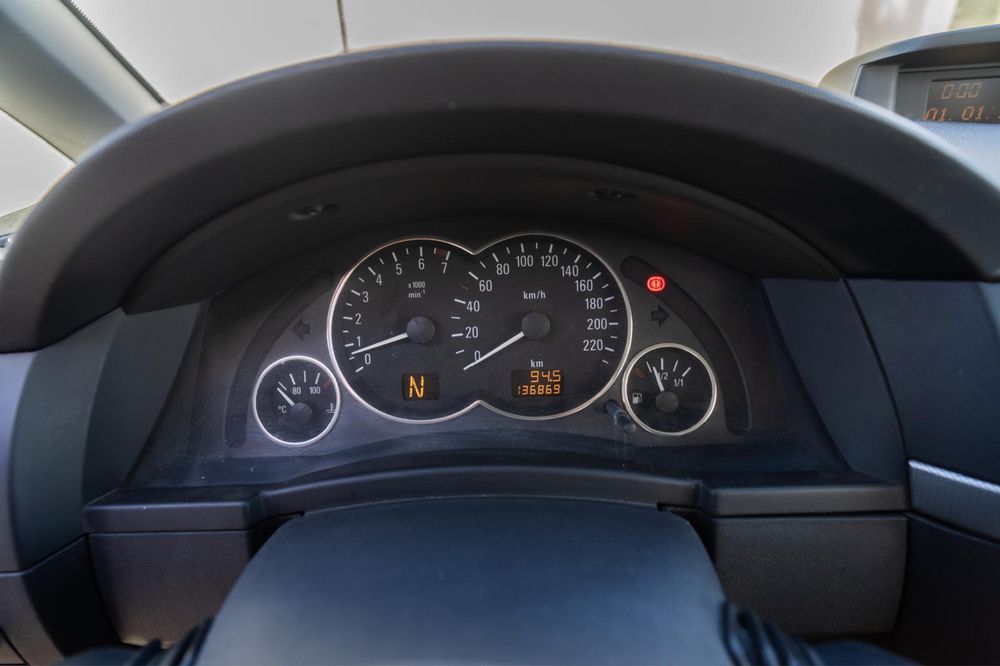 Vând Opel Meriva din 2004