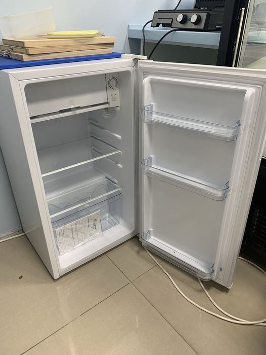 Холодильник маленький Almagreen