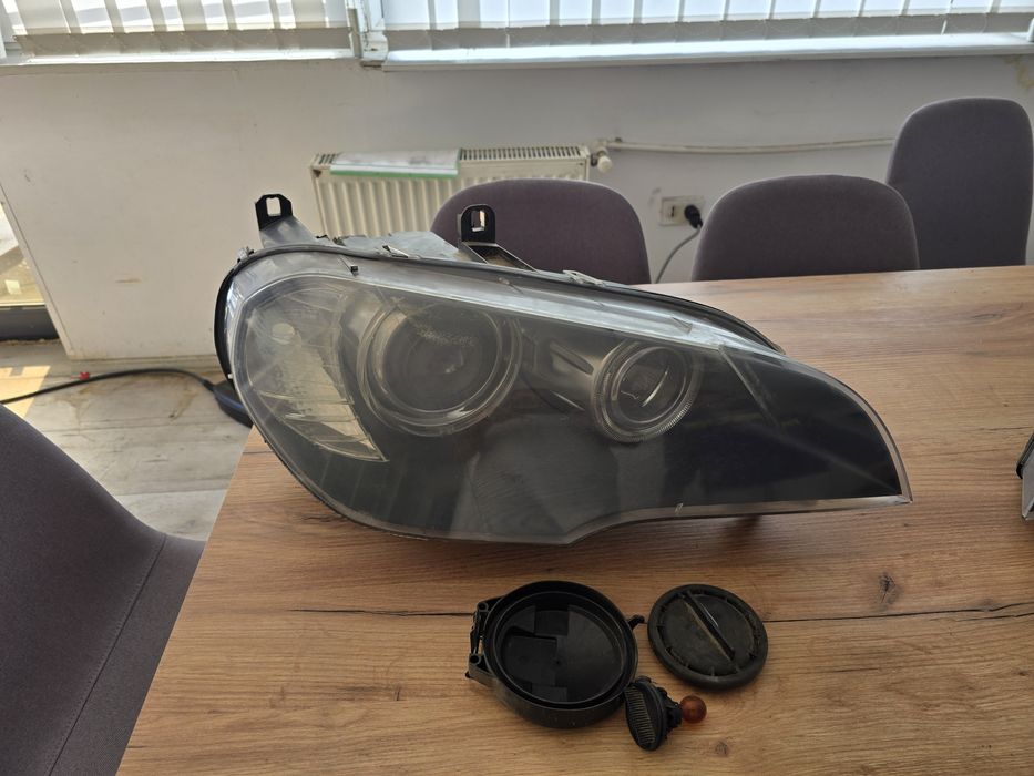 Faruri / stopuri BMW E70