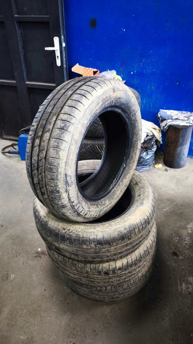 Гуми летни GoodYear Efficient 195x65 R15 DOT 5117 (8 години)