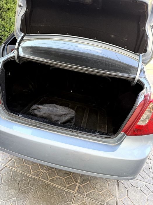 Chevrolet lacetti 2012