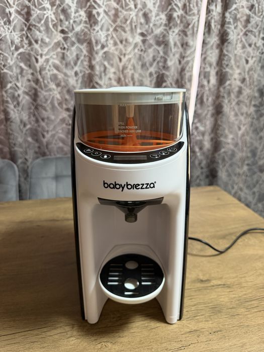 Vand Baby Brezza cu garantie - aparat de preparare lapte praf