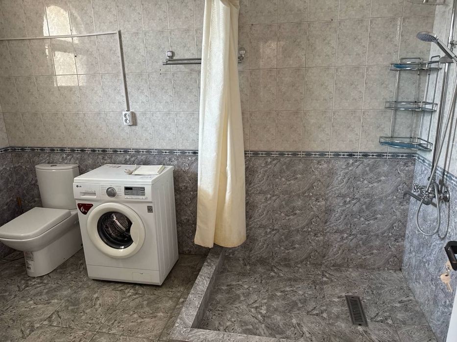 Срочно сдаётся Евродом никитина 4-соток 3-уровень можно под Офис 300м2