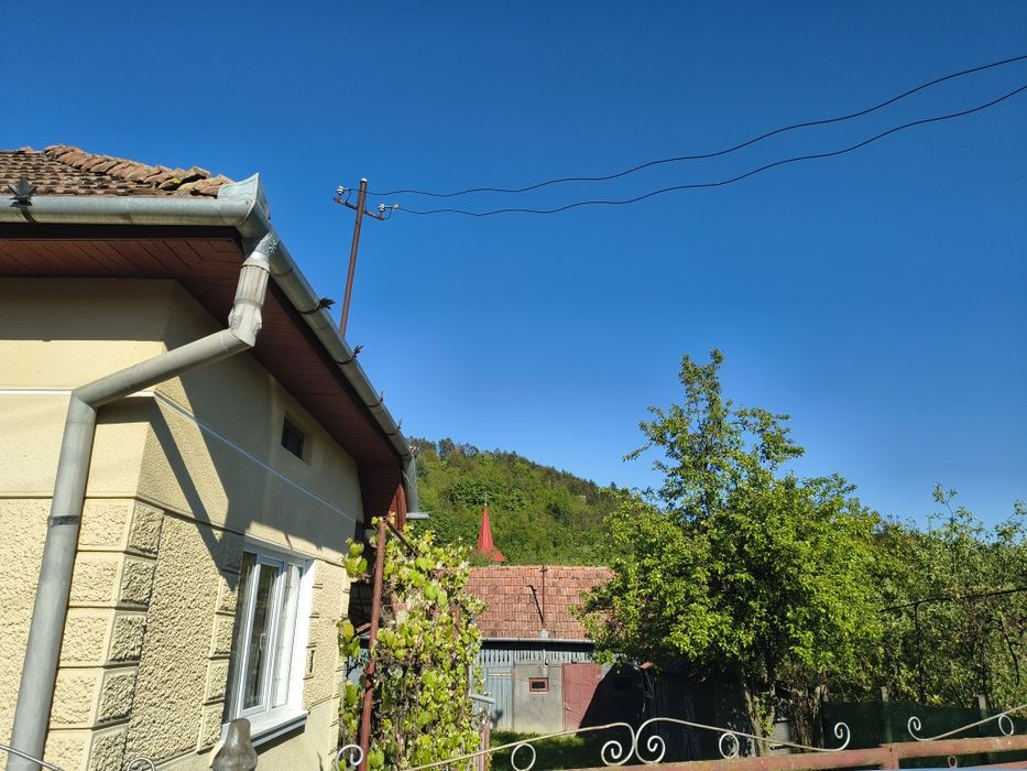 Casă de vânzare în Porumbeni – liniște, natură și confort, la doar ~20 minute de Târgu Mureș