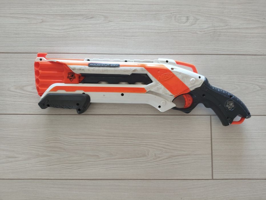 Бластер нёрф дробовик