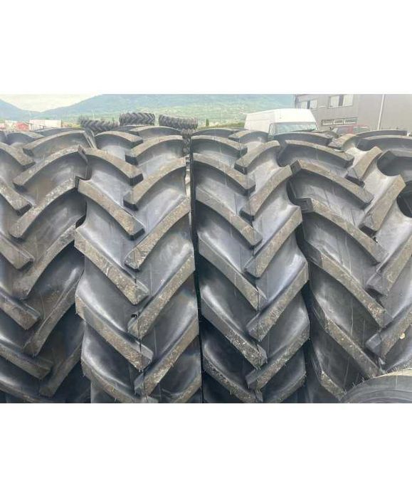 15.5-38  cauciucuri pt tractor john deere anvelope noi 3 ani 14 ply
